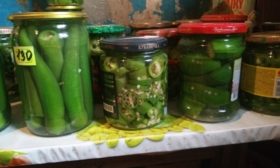 Piments forts en conserve